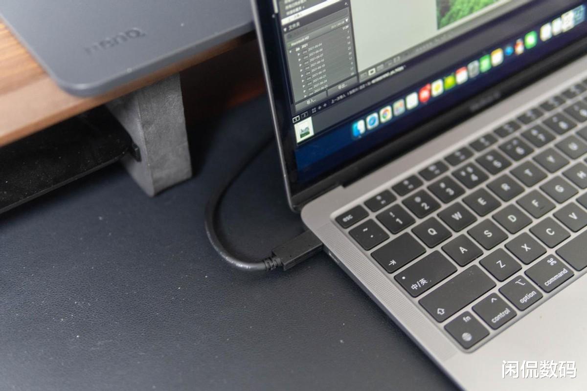 显示器|专业修图利器,反向供电笔记本好帮手,明基PD2705U 27寸4K显示器