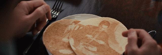 山中森林|R级夺命盛宴!伏地魔演变态大厨,这恐怖片吊足观众胃口