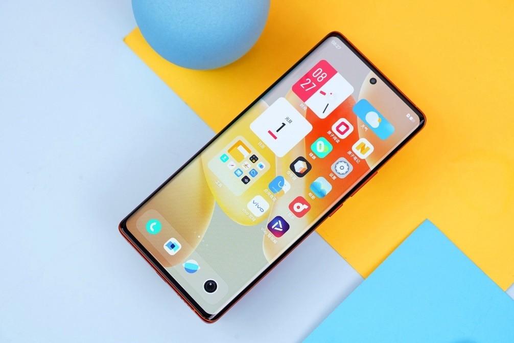 |拍照好的手机有推荐吗？这三款比较适合：覆盖不同价格档