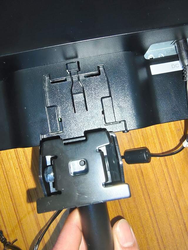 显示器|千元内就能买到的24寸2K美术显示器,这也许是性价比最高显示器