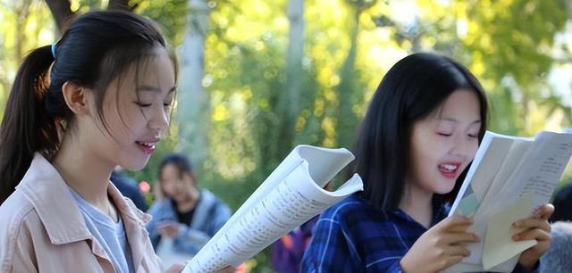 考试|毕业生迎来好消息，公务员将不再以招考为主，还有多条途径可进入