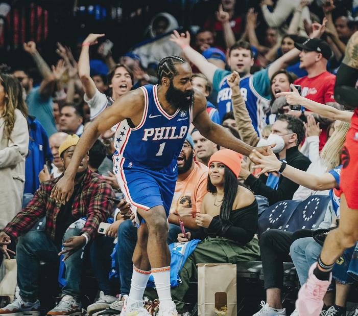 詹姆斯·哈登|没你打不了！你在又感觉拉！NBA最怪的人，就是能赢球