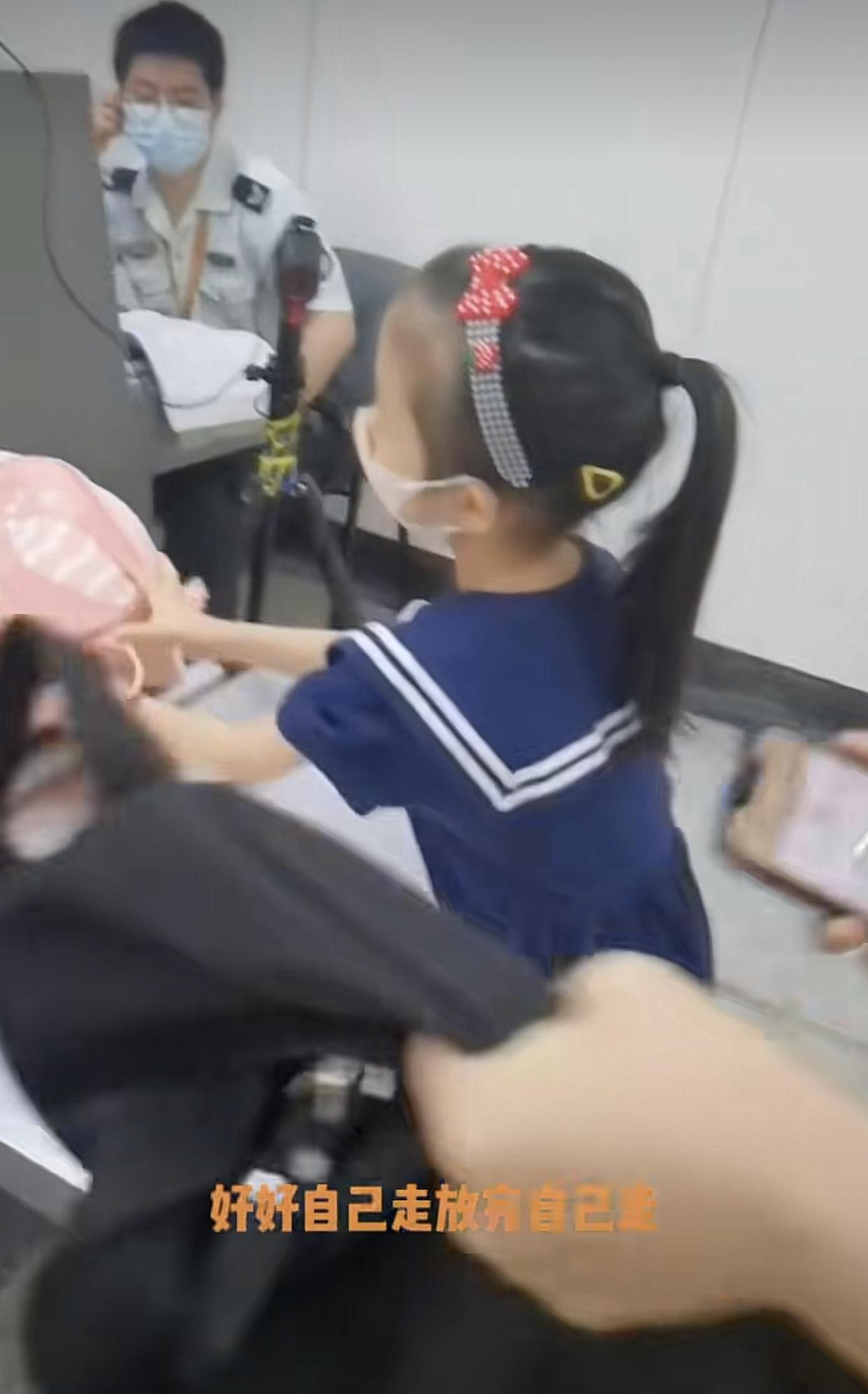 戴娇倩|42岁知名女星定居上海!坐地铁送女儿上学,圈外富豪老公身份神秘