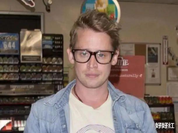 麦考利|从「顶流童星」到街头「流浪汉」——他被「父母」毁掉的一生