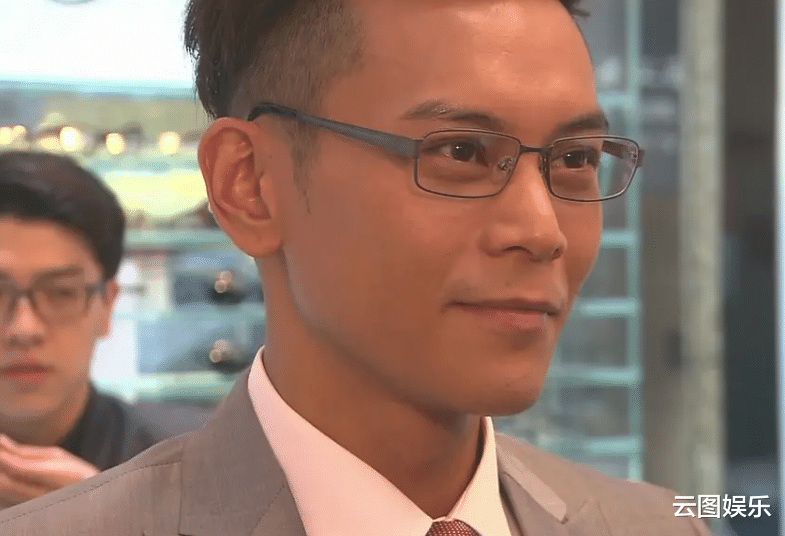 李天翔|被嘲靠富婆妻子养！TVB男星李天翔罕见回应，45岁仍不着急生娃