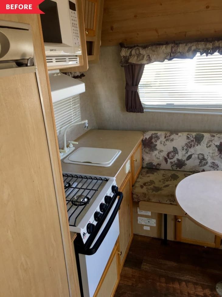 30岁小姐姐翻新11㎡小家,角落还放下一张双人床,超温馨