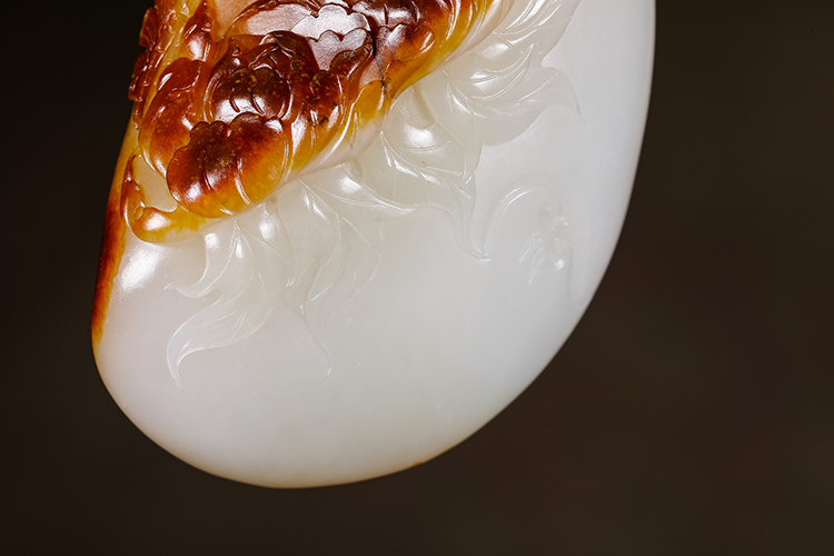 玉雕|「璞玉雅藏」聚红皮独籽 红皮白肉 于雪涛玉雕《花开富贵》和田玉籽料把件鉴赏