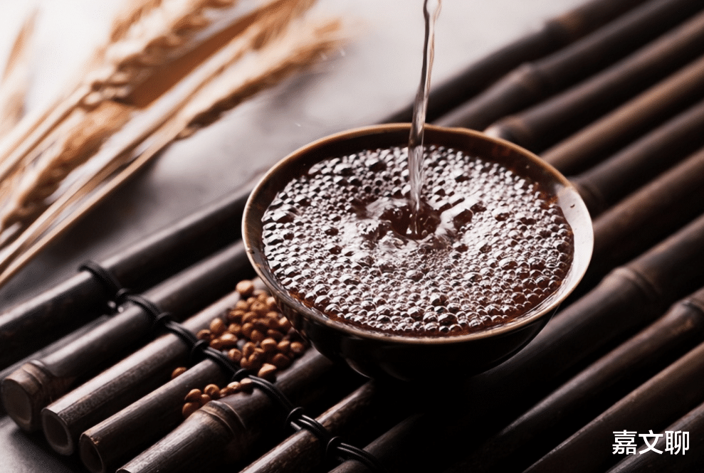 刮目相看|轮到你敬酒时，不会说场面话？这3句万能话术，别人对你刮目相看