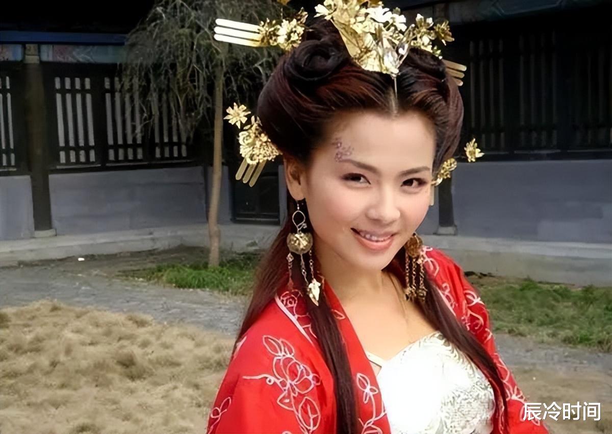 明星|“要钱不要脸”的5位明星,捞钱的嘴脸太难看,真的穷成这样了?