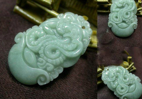 翡翠|还以为翡翠饰品，只适合老年人佩戴吗？这款凯蒂猫的造型萌翻你