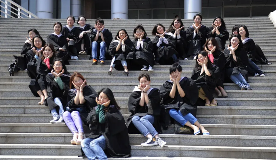 红米手机|144Hz+1亿像素，千元机中一大强敌，这还买什么红米K40S？