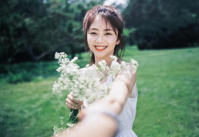 杨幂|她25岁饰演高中生是圈子中少数没有违和感的，凭借作品说话，谭松韵值得！