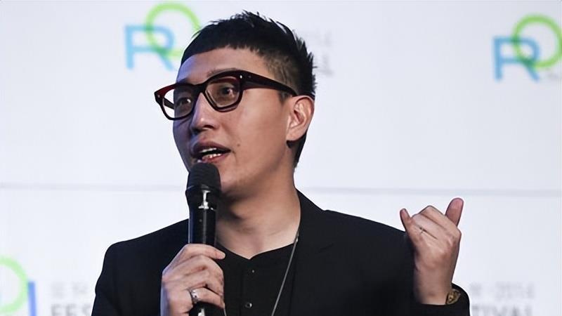 华少|从“浙江卫视一哥”跌落神坛，华少得一手好牌，怎么打稀烂的？