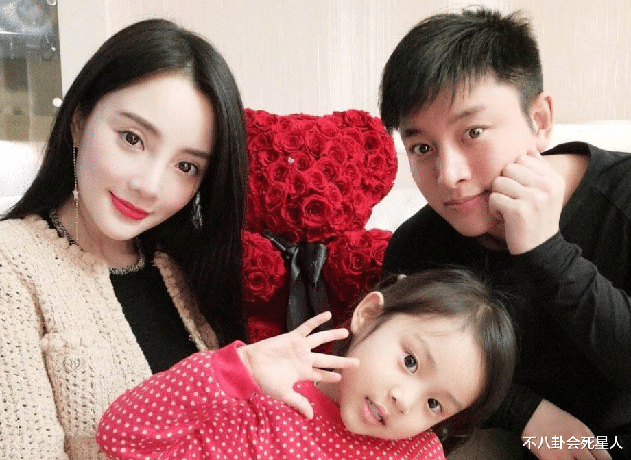 美剧|明星“藏住”的孩子，开始出来帮他们赚钱了