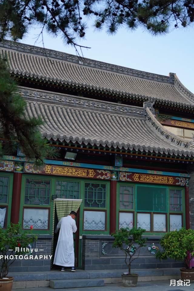 呼和浩特|偶遇呼市建筑年代最早、规模最大的一座寺