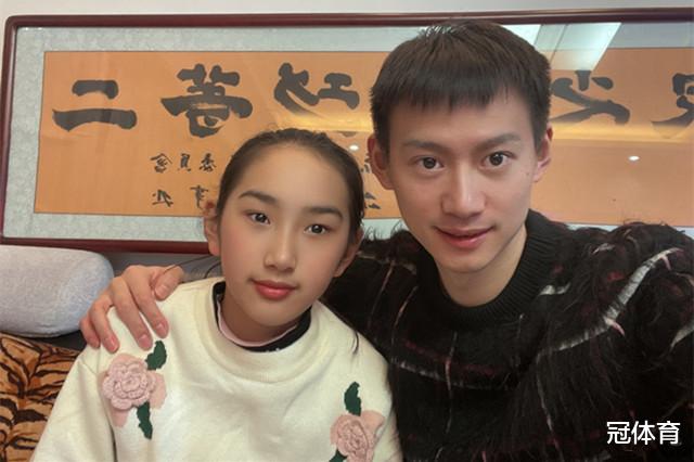 第一名|漂亮！29岁全国冠军退队仍心系国乒，妹妹勇夺单打第一名
