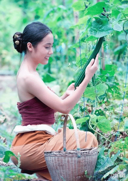 30岁留守妇女倾诉:丈夫出门打工已3年零3天了,今年回家过春节