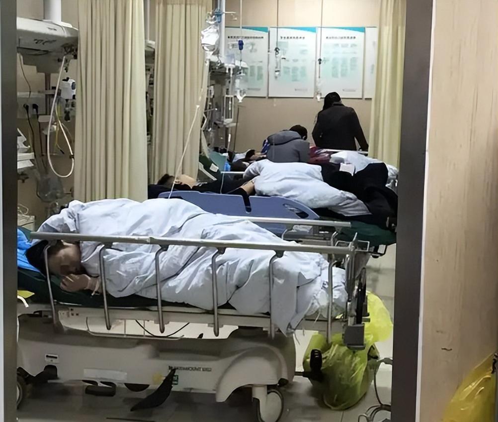 2020年安徽女子成植物人，婆婆拿养老钱为她治病，吸粉582万成网红