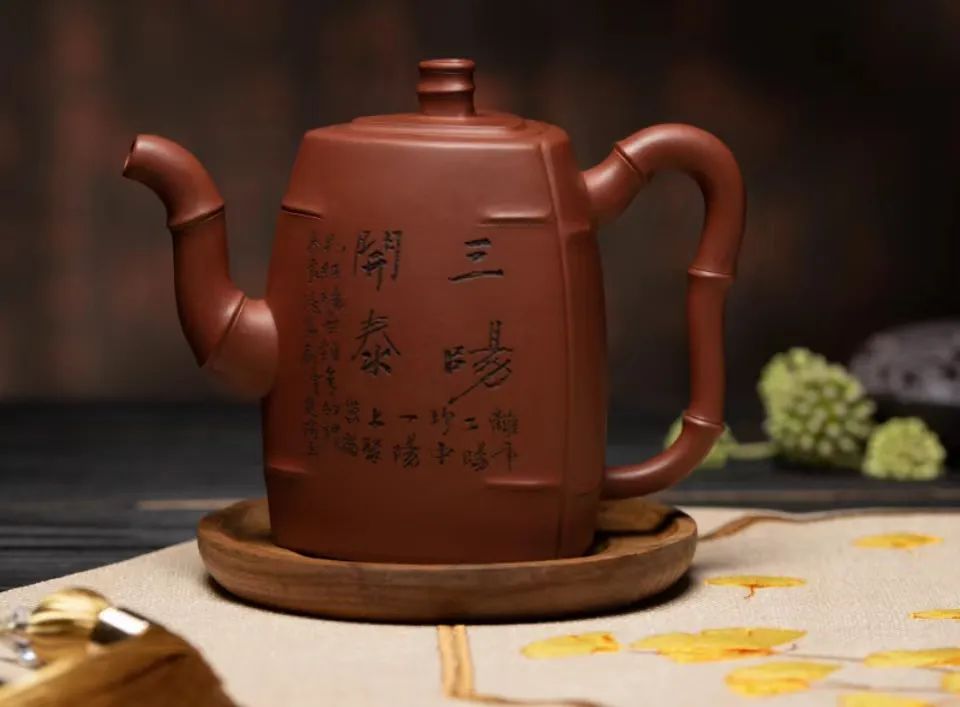 工艺美术|当竹邂逅紫砂壶