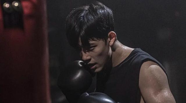 韩剧|最新韩剧《第三人称复仇》，美强惨男主VS复仇女主