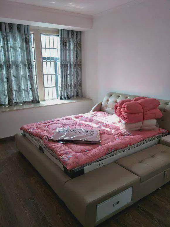 老公不听劝,非要全屋贴瓷砖,一到春天全家人都恨不得去住宾馆!