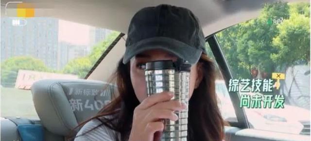 殷桃|《中餐厅6》开播，7位嘉宾个个讨喜，殷桃综艺首秀太美了