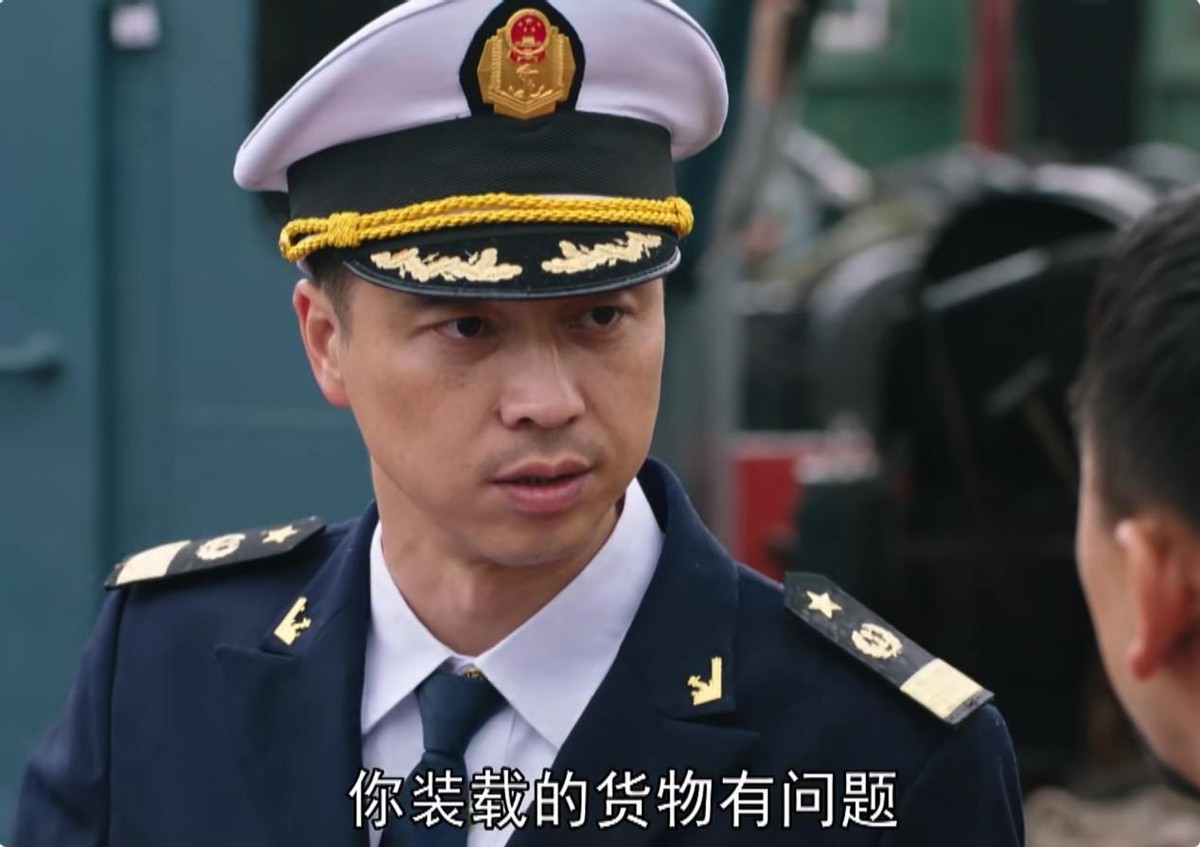 央视|开播收视破1，老戏骨演技令人拍案叫绝，央视又甩出一部王炸剧