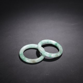 |清代-老翡翠圆条手镯一对