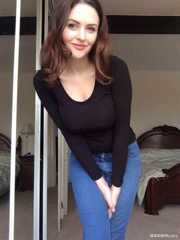 饮食|专业健美模特的撩人腹肌，天使容貌火辣身材，健身后的饮食告诉你