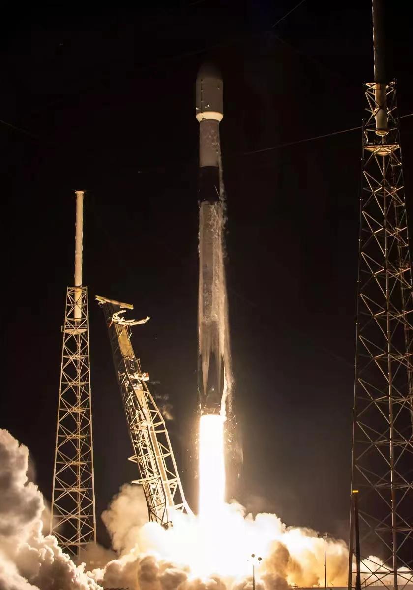 里程碑!2022年SpaceX第60发!“猎鹰九号”1箭54星再送“星链”