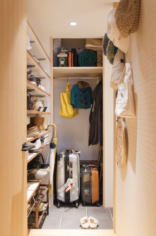 又一个新的设计思路,少了柜体玄关收纳照样强,下套房的绝佳参考