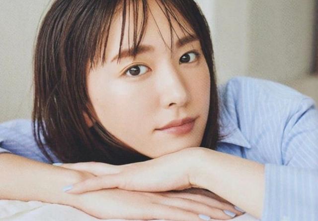 欧莱雅 即使口罩遮住整张脸，也能靠眼睛美成仙女，新垣结衣小狗眼妆揭秘.