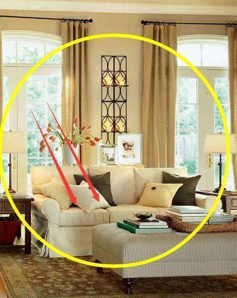 家里沙发不要摆成这些形状，过来人都知道，再富也会变穷