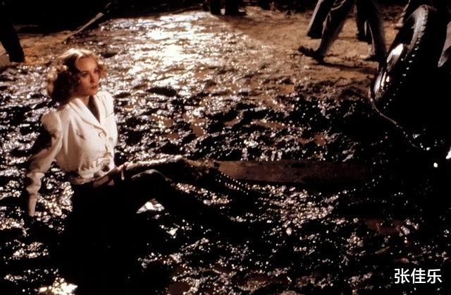 好莱坞|好莱坞最惨女明星：被亲妈送进疯人院，切除脑白质，20美元睡一次