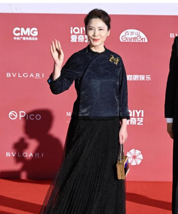 “整容美人”和“自然美人”，老后差距这么大？