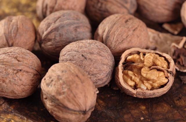大脑|最佳补脑食物不是核桃，或许是此物，常吃大脑聪明，记忆力上升
