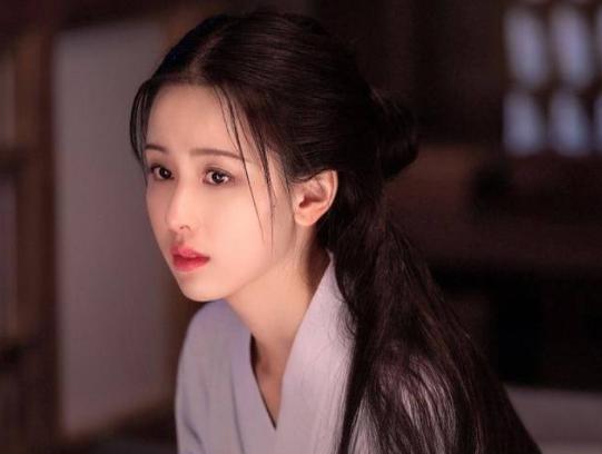 张彬彬|张彬彬新剧《烽火红绡》，新女主民国造型清纯可人，很是期待