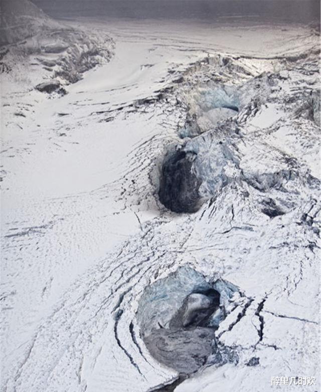 24亿年前一场大雪下了整整3亿年,平均气温零下50℃,地球冻成雪球
