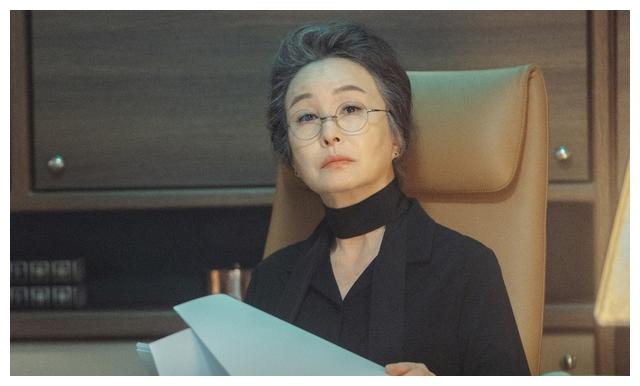 金高银|金高银眼神突变演技爆发，《小小姐们》剧情峰回路转收视再创新高