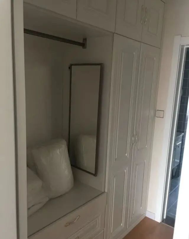 为了龙凤胎,买了180平的新房,装成简美风目前花了18万,很漂亮