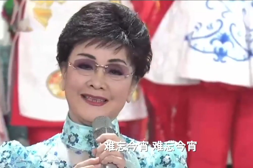 小品|2023年央视春晚:主持人迎双90后,小品挑战大,李谷一缺席成遗憾