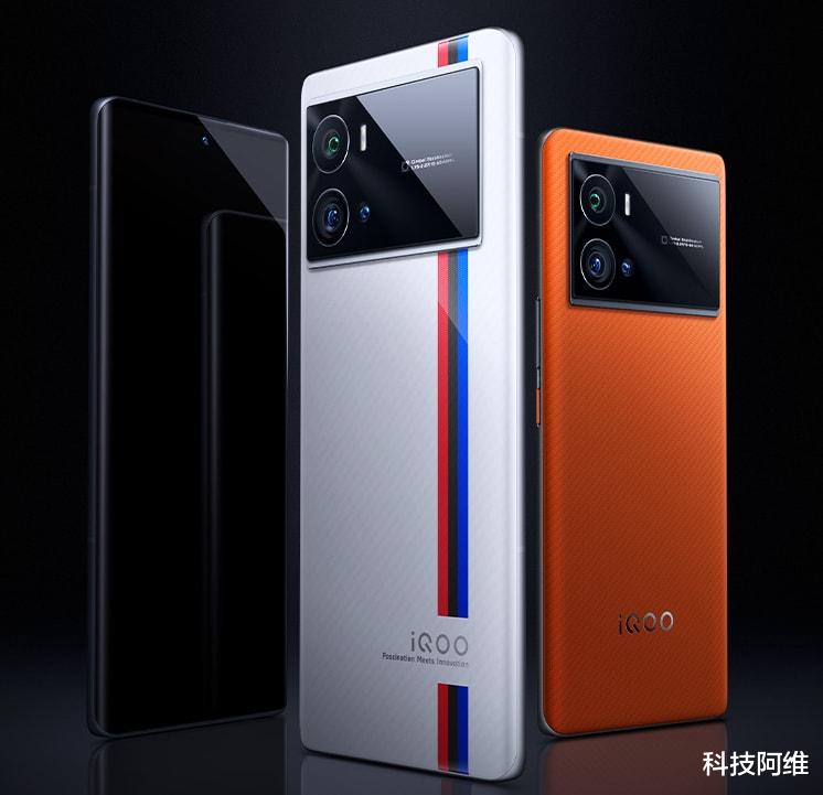 iqoo|国产手机市场诞生“新爆款”,仅10秒钟销售额破亿,售价3999元起