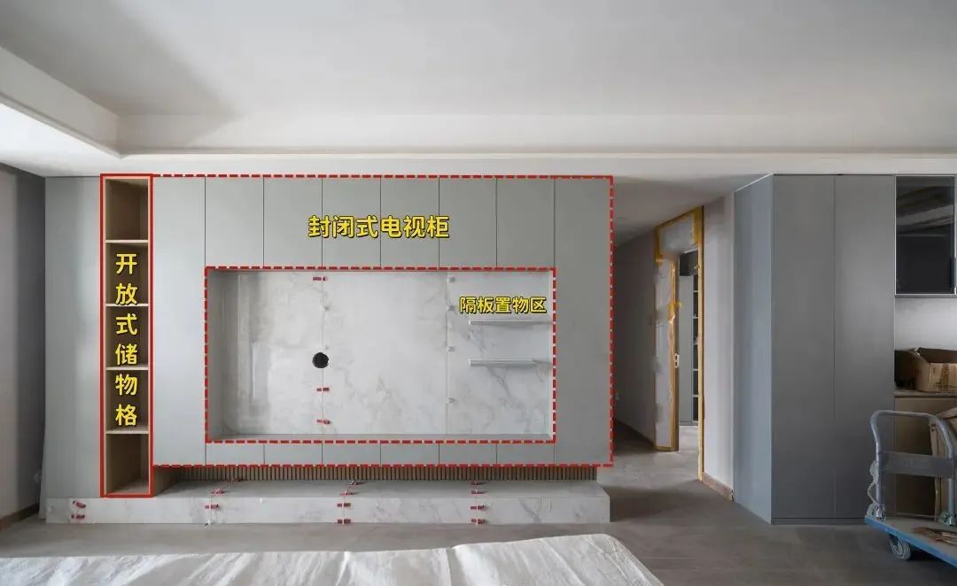 事实证明:满墙电视柜真的好用,杂七杂八都能塞,入住一点没后悔