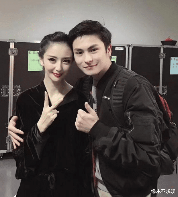 明星素颜|陈思诚女友素颜曝光,生图让人感慨,佟丽娅也被cue