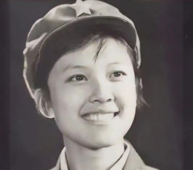 因太过思念丈夫,女子独自守在新疆线20年,由妙龄美女熬成老乞丐