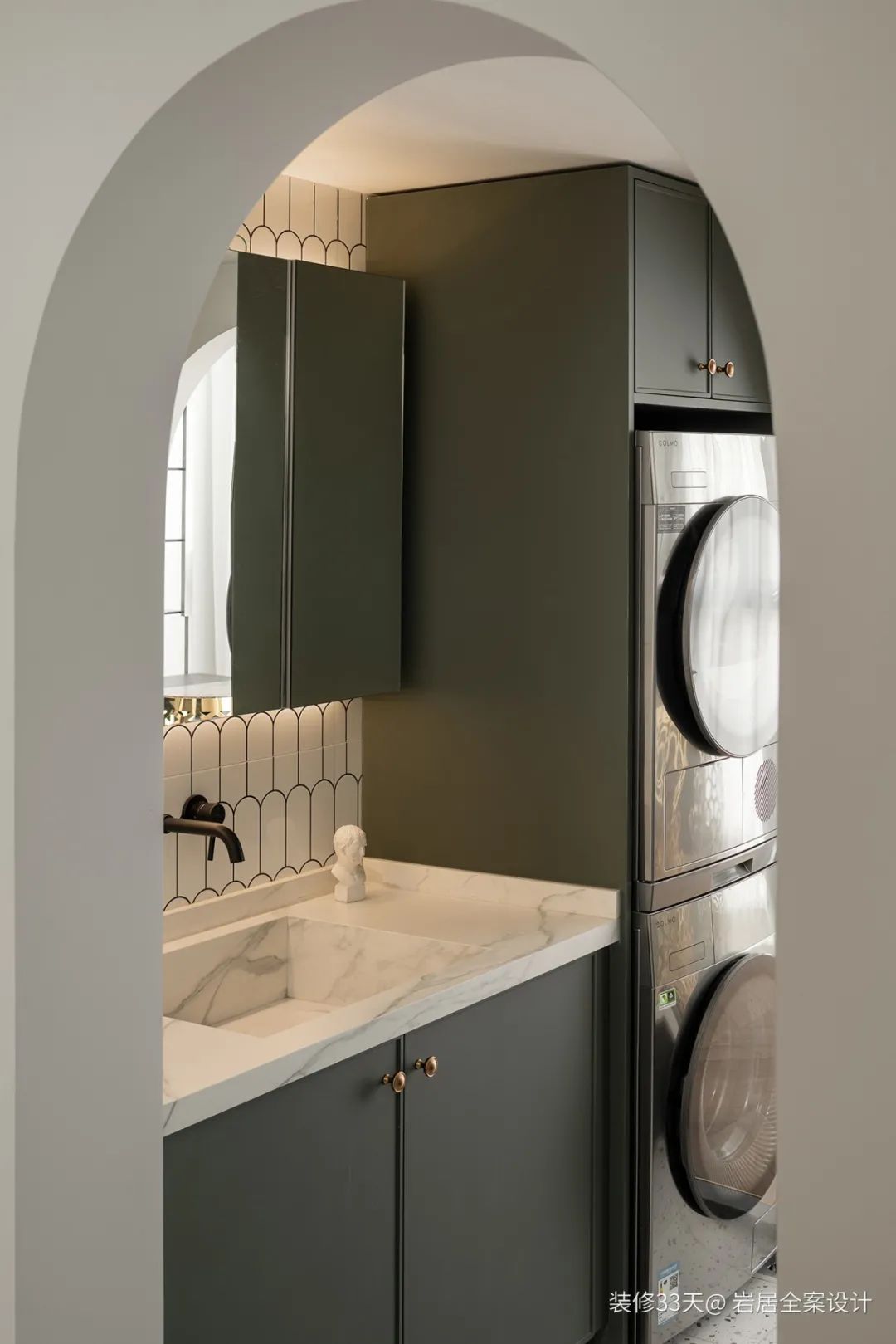 装修设计：90后夫妻简法轻奢混搭跃层