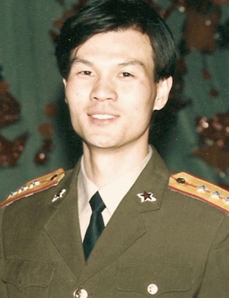 李幼斌|主持一哥李彬：提携柳岩，看不起郭德纲，才57岁就被药物变成这样