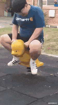 肖央|“筷子兄弟为什么就火了肖央一个人?”因为王太利是老板啊