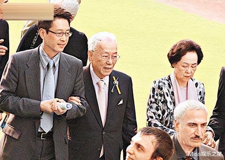 李嘉欣|每月200万零花钱，日常支出还在家族报销，李嘉欣的日子有滋有味