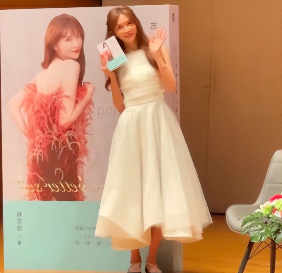 林志玲|林志玲在新书发布会后,宣布回国复出发展,不知道网友会不会买账